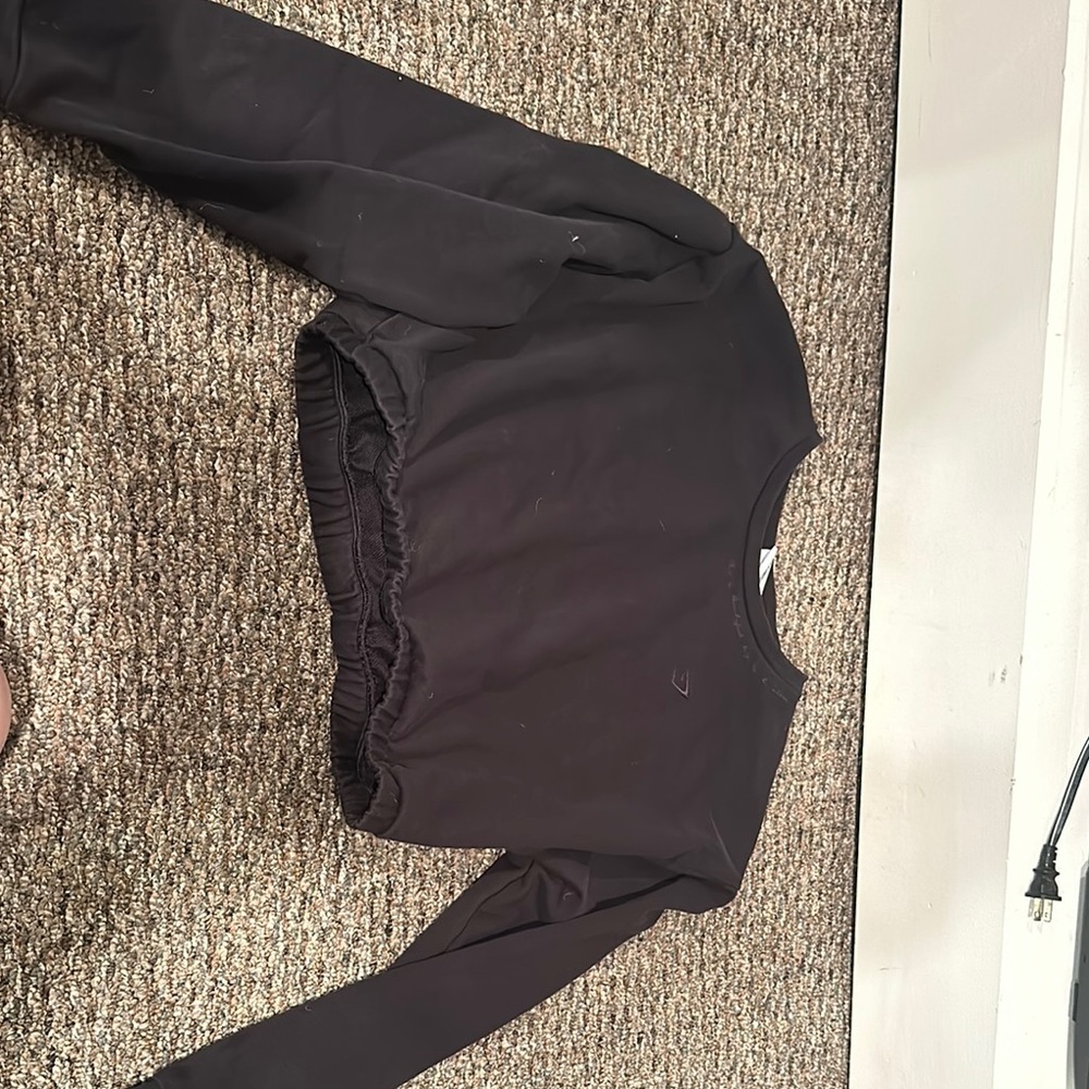 Gymshark Black Cropped Sweatshirt